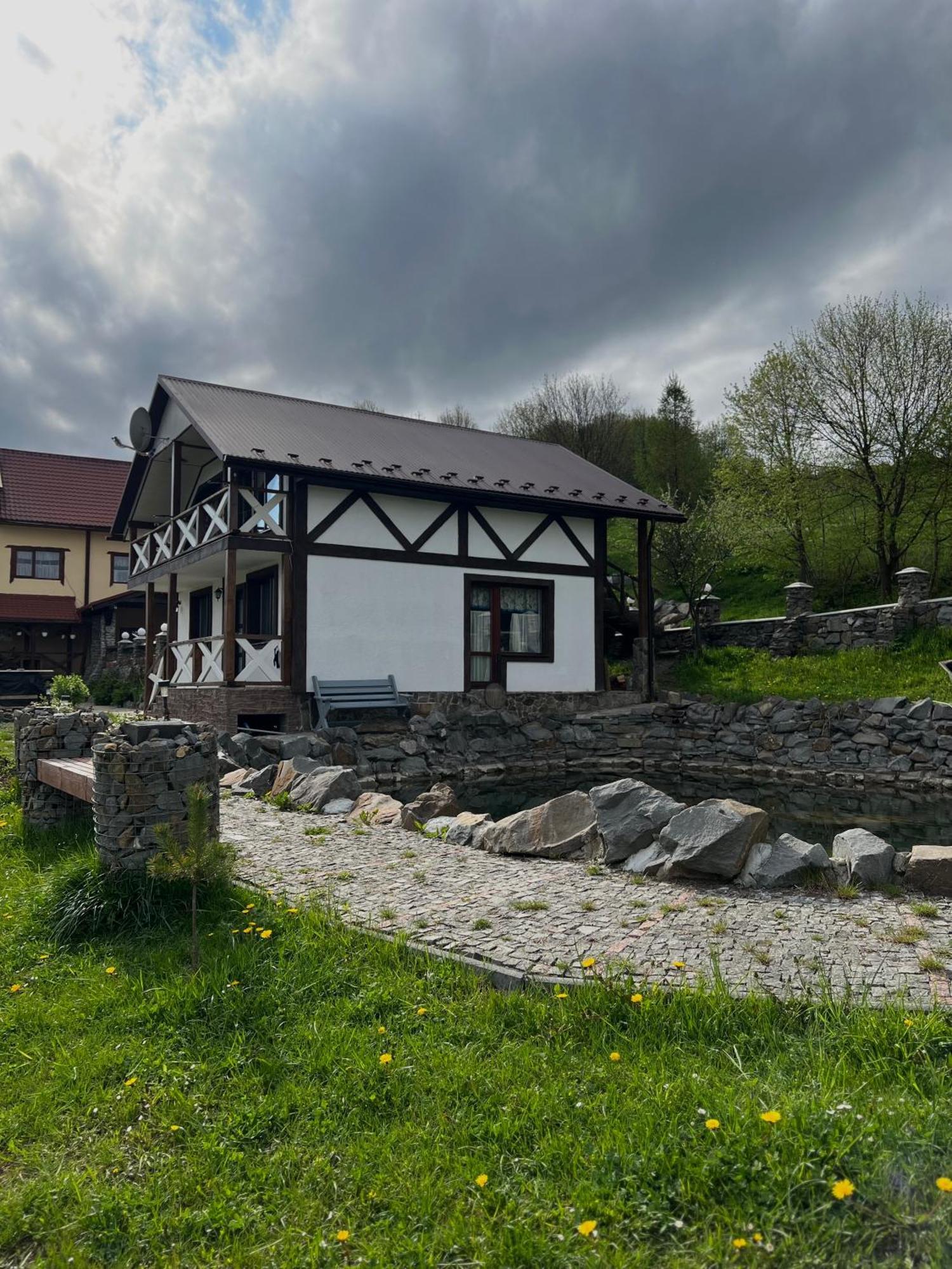 Готельно-Ресторанний Комплекс Кичера Wołowiec Zewnętrze zdjęcie